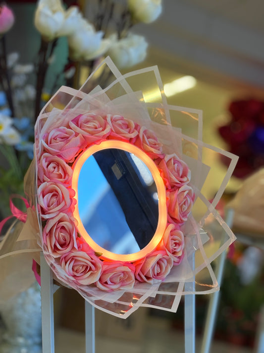 Dokunmatik Aynalı Led Işıklı Yapay Pembe Gül Buketi