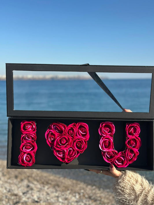 Premium I❤️U Gül Kutusu